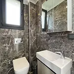 Luxury In Oeluedeniz Vilă Fethiye